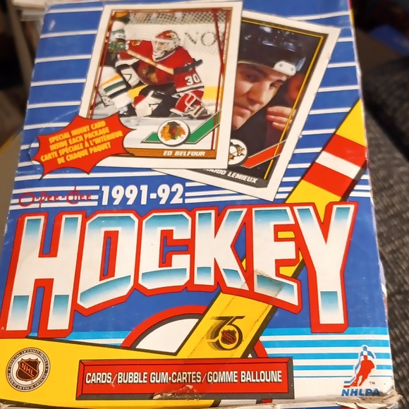 O-pee-chee 1991-92 hockey card unopened 36 sealed pack box with special inserts - Picture 1 of 12